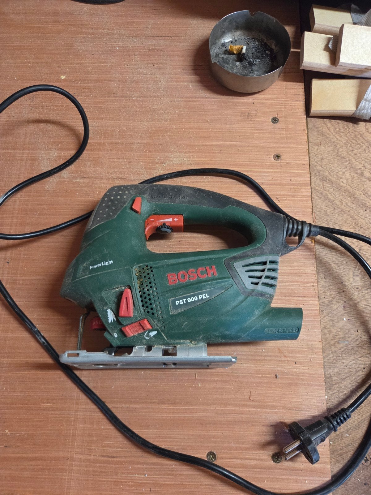 Bosch decoupeerzaag op snoer, Enlèvement, Utilisé, 600 à 1200 watts