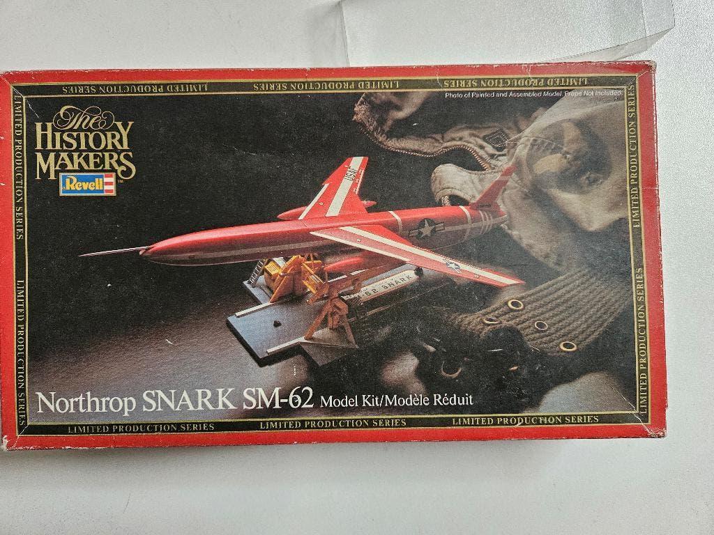 MAQUETTE  REVELL NORTHROP SNARK  SM 62, Enlèvement, Revell
