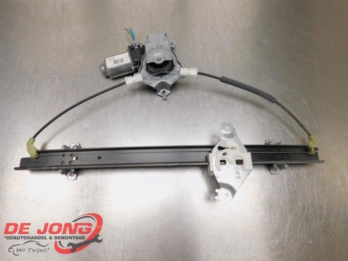 Ruitmechaniek 4Deurs rechts-voor van een Nissan Navara, Gebruikt, -, -, Ophalen of Verzenden