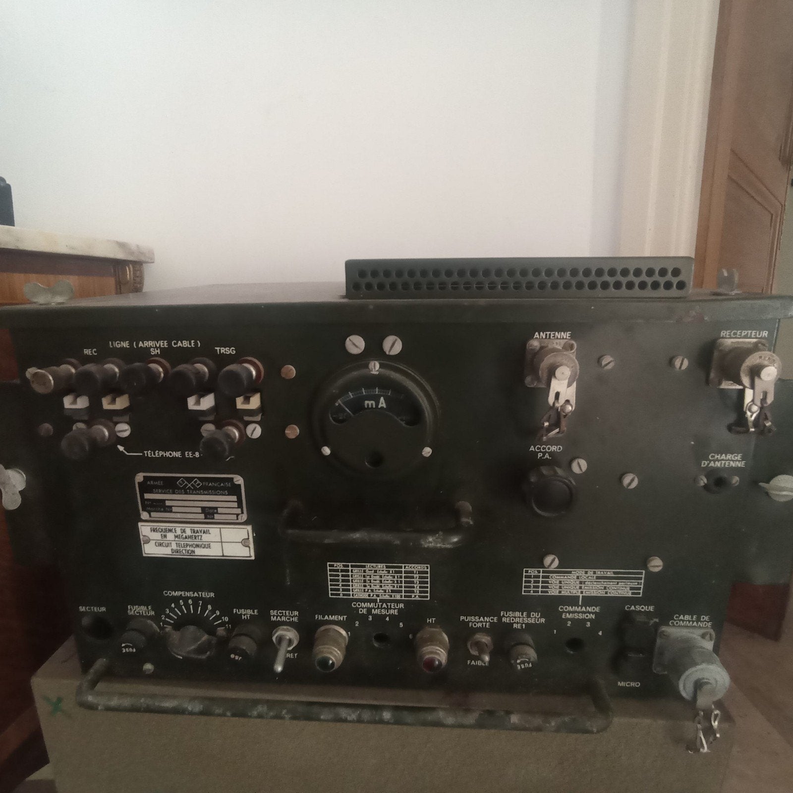 Militaria: FM Radio Transmitter T-14/TRC-1 (Armée Française), Enlèvement