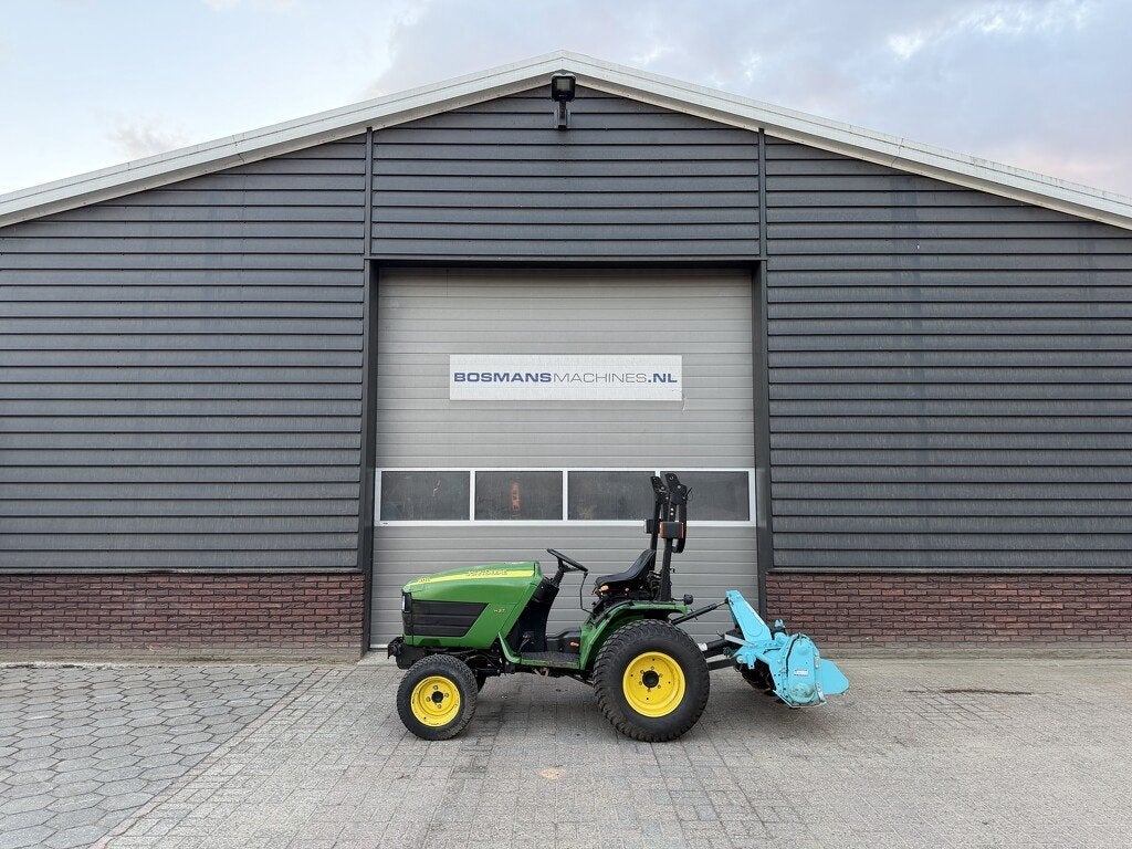 John Deere 4110 Compacttrekker (4WD / HST), John Deere, JDFCustomerSupport@JohnDeere.com, John Deere, Jusqu'à 2500