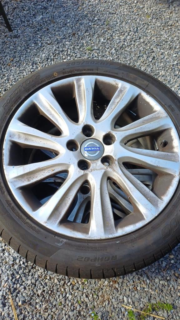 4 jantes 17", Pneu(s)
