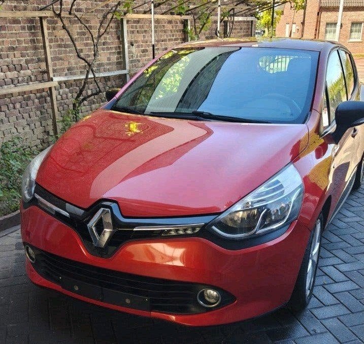 Renault Clio 1.2 édition limitée, Rouge, Achat, Boîte manuelle, Noir