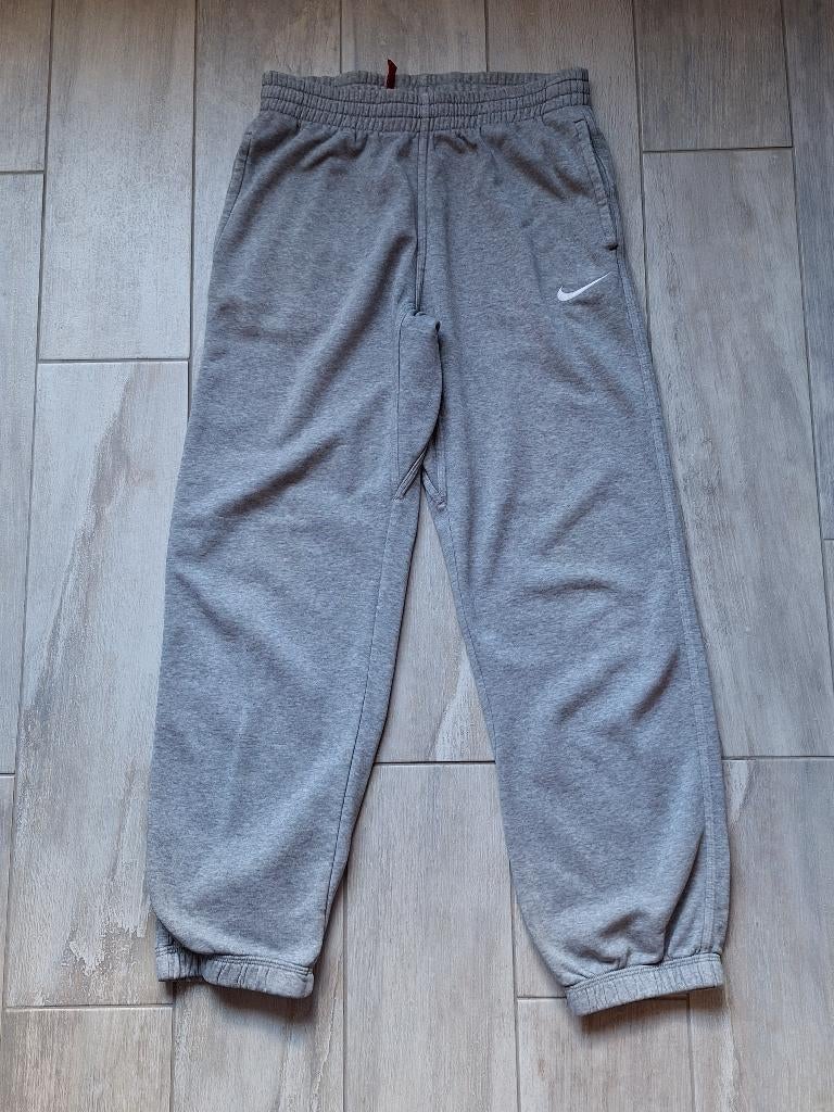 ★ M152 - Sportbroek Nike, Kinderen en Baby's, Kinderkleding | Maat 152, Broek, NIKE, Gebruikt, Ophalen of Verzenden