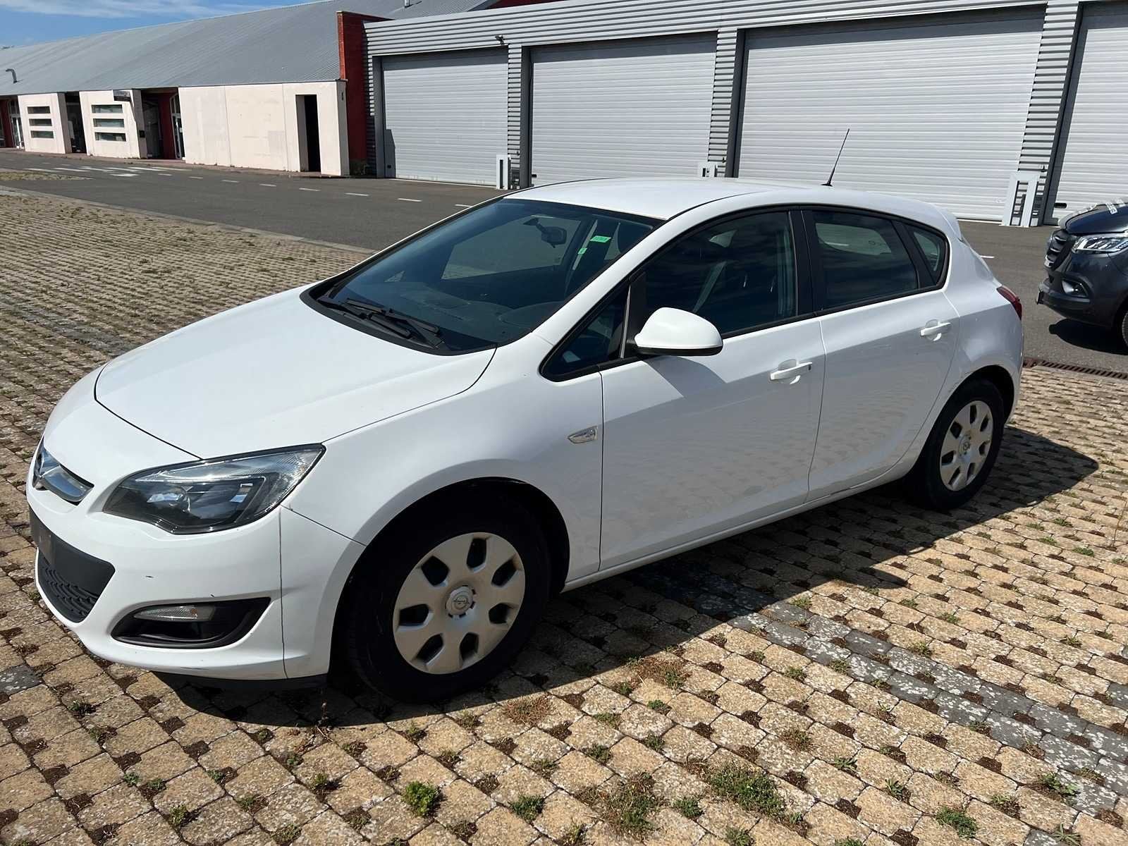 OPEL - 2015 - ASTRA - Voiture, Euro 5, Achat, Entreprise, Boîte manuelle