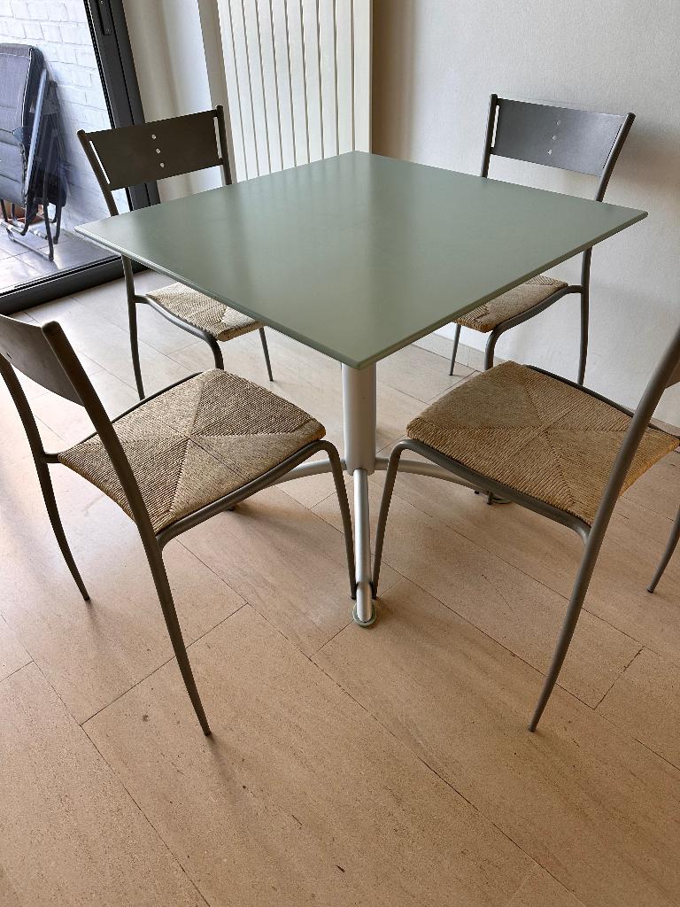 Design keukentafel, Ophalen, Zo goed als nieuw