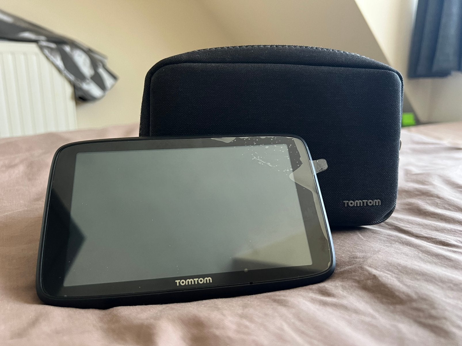 GPS tomtom go essential 6 inch, Auto diversen, Autonavigatie, Ophalen, Zo goed als nieuw