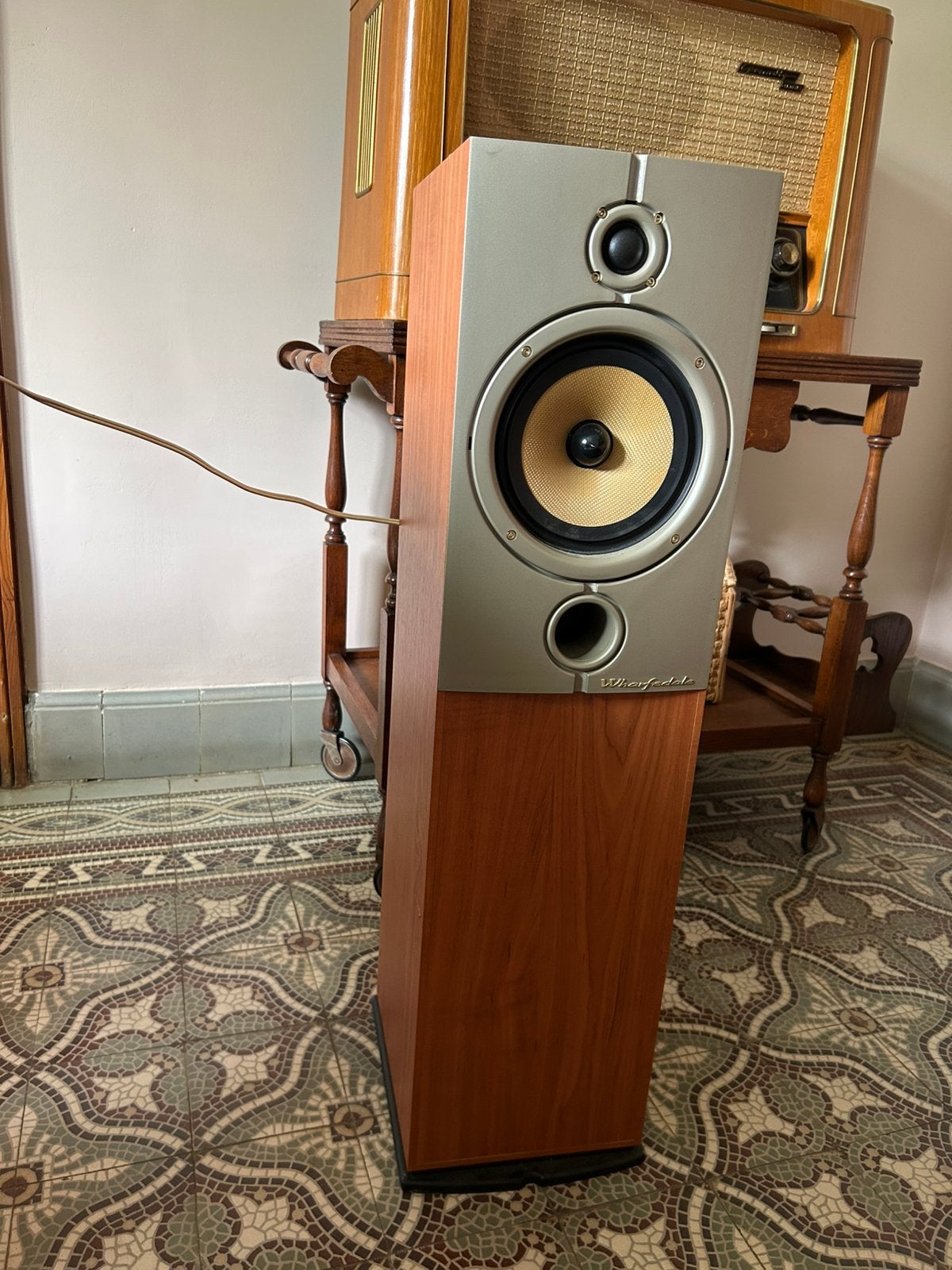 Wharfedale diamond 8.3, Enlèvement, Utilisé