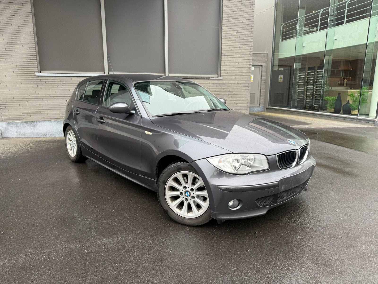 BMW 118d | 2.0 Diesel | 168 000 km, 90 kW, Argent ou Gris, Achat, 4 portes