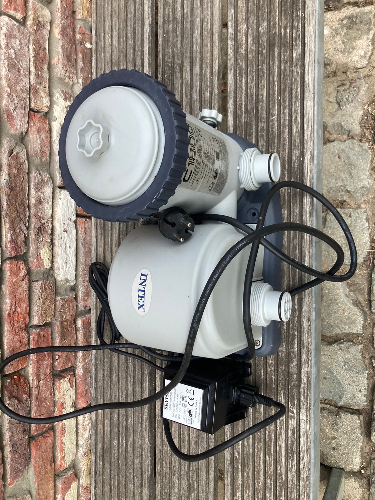 Intex 636g filterpomp, Ophalen, Zo goed als nieuw, Zwembadpomp