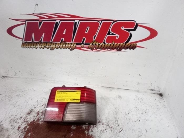 Feu arrière droit d'un Peugeot 205, -, -, 3 mois de garantie, Utilisé
