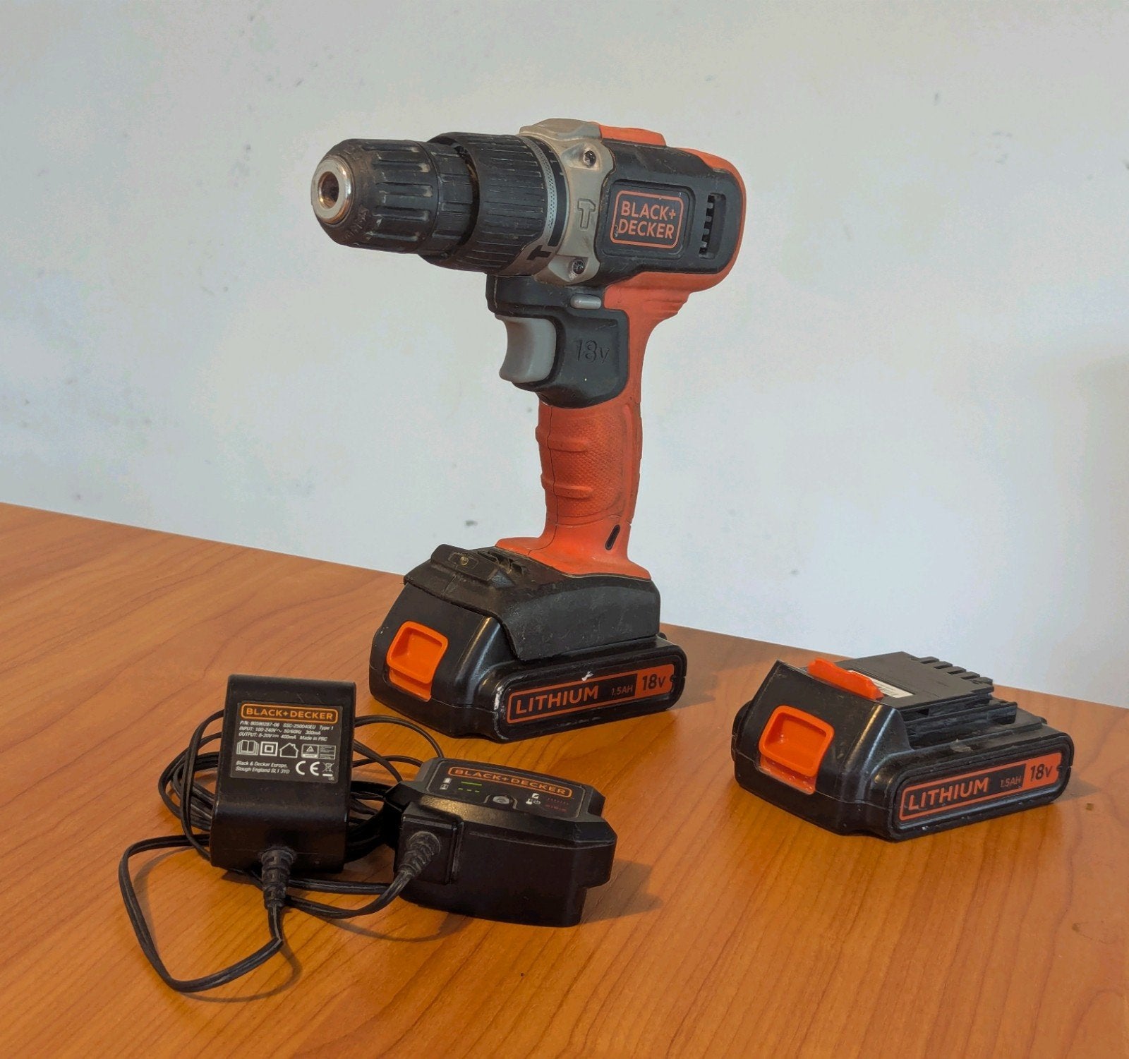 Black & Decker schroef-/klopboormachine, Doe-het-zelf en Bouw, Gereedschap | Boormachines, Ophalen of Verzenden