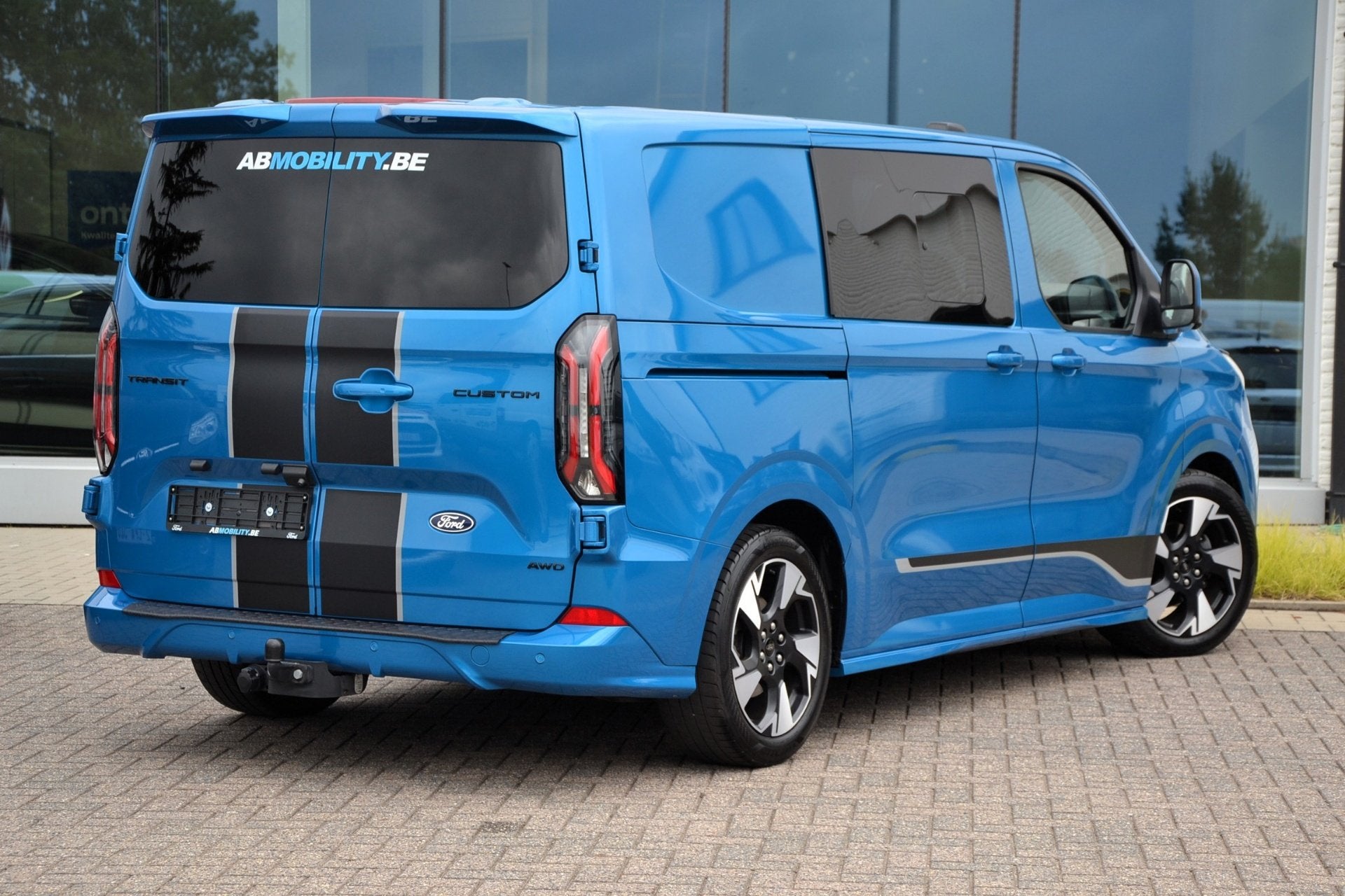Ford Transit Custom Multi Use (5 pl) Sport 320S L1 AWD 2.0 E, Automaat, Gebruikt, Overige kleuren, Leder en Stof