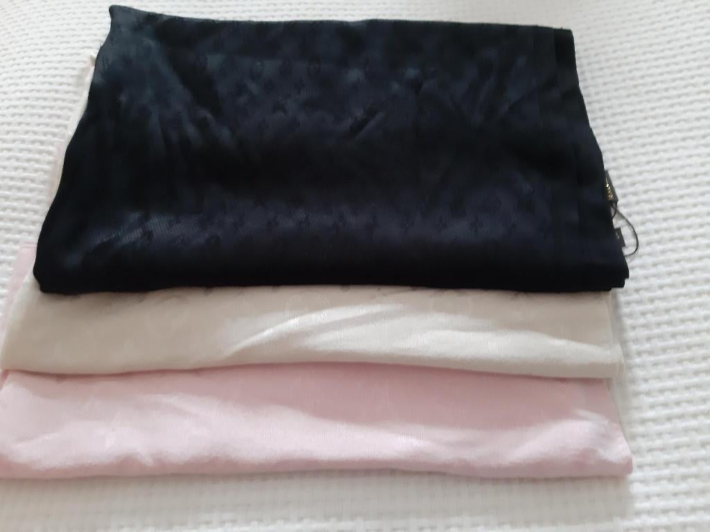sjaals nieuw  x 3, Handtassen en Accessoires, Overige Accessoires, Ophalen, Nieuw