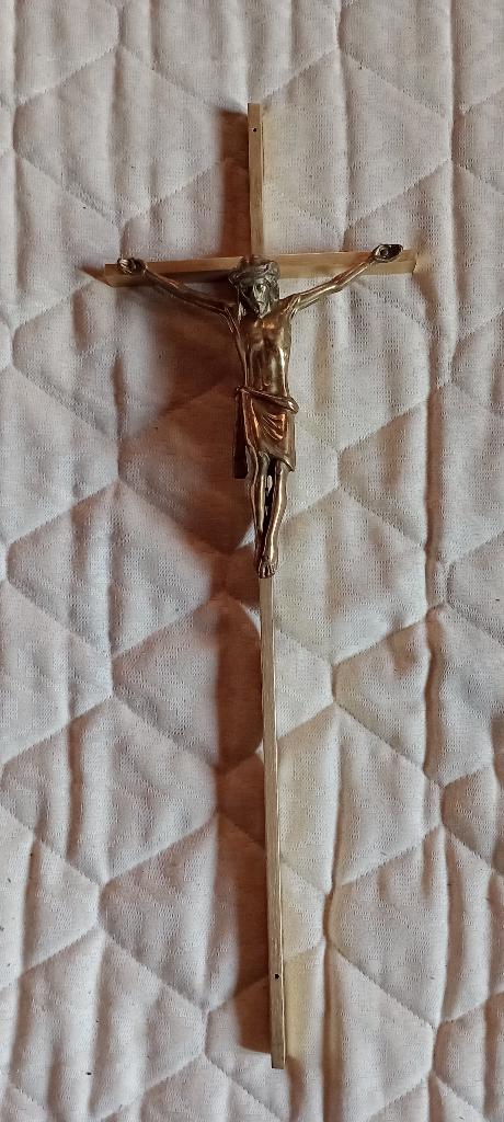 Grand Crucifix Vintage en Laiton Massif - 60 cm - Design, Antiquités & Art, Antiquités | Objets religieux, Enlèvement ou Envoi