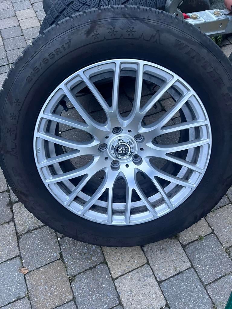 Winterbanden Skoda Kodiaq, Auto-onderdelen, Banden en Velgen, Ophalen, Winterbanden