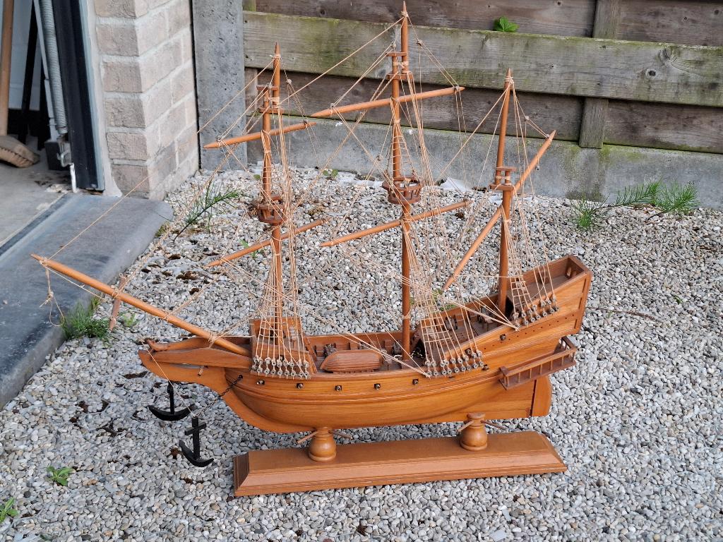 Houten maquette boot Golden Hinde yr 1577, Ophalen, Zo goed als nieuw, 1:32 tot 1:50, Overige merken
