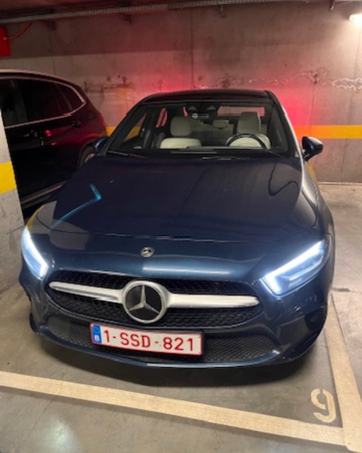 Mercedes A180d/PLEINE D'OPTIONS, Cuir, Classe A, Achat, Carnet d'entretien