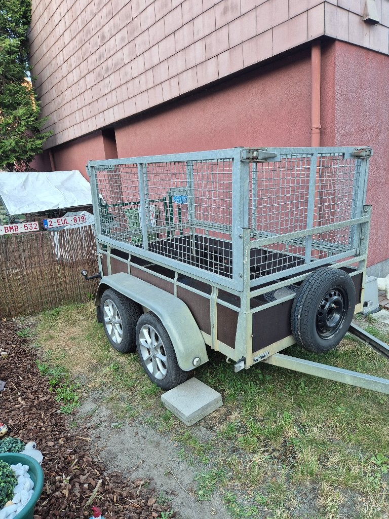Aanhangwagen dubbelas, Ophalen, Gebruikt