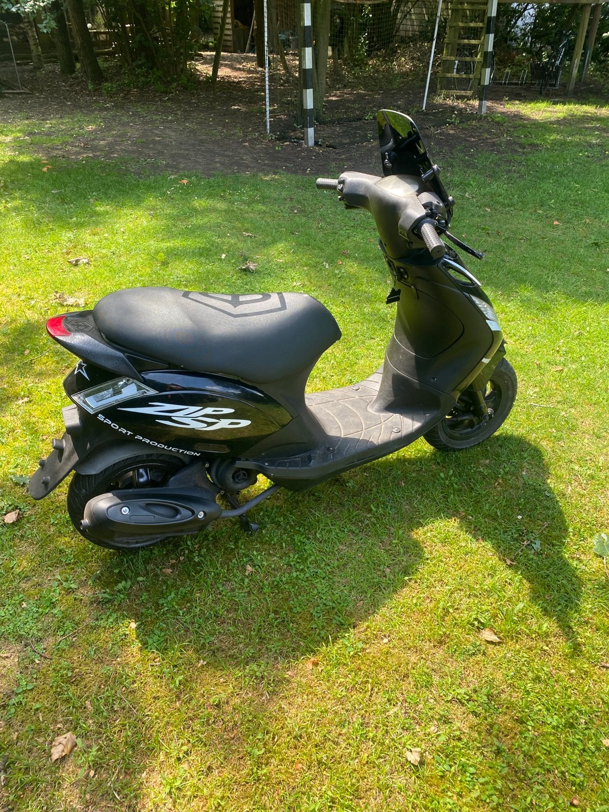 Piaggio zip 80 cc, Vélos & Vélomoteurs, Scooters | Piaggio, Utilisé, Zip, Classe B (45 km/h), Essence, Enlèvement
