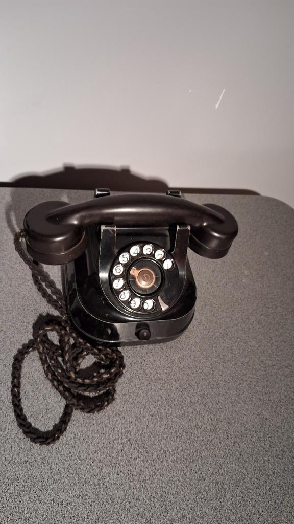 Ancien poste téléphonique noir en granit, Enlèvement ou Envoi, Ne fonctionne pas, Avec cadran rotatif