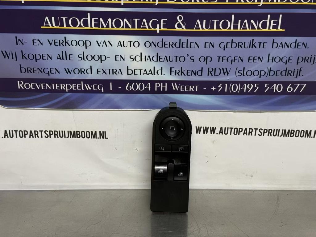 Interrupteur de l ve-vitre + r troviseur Opel Zafira, Opel Automobile GmbH, Opel, Bahnhofsplatz 1
65423  Russelsheim am Main, DE