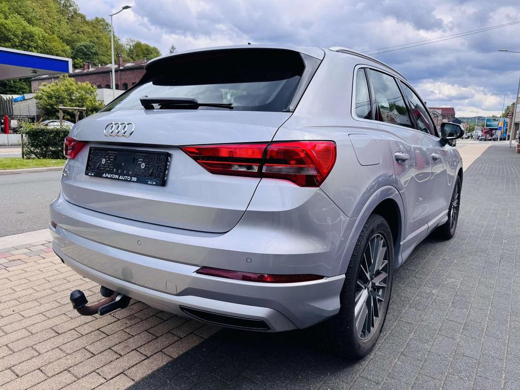 Audi Q3 Sportback Q3 1.5 TSI 150 CH (bj 2019), Auto's, Audi, Stof, 4 cilinders, 5 deurs, 150 pk