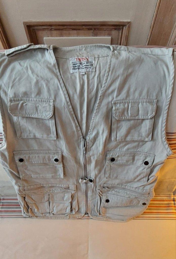 Beige safari reisvest zonder mouwen, Kleding | Dames, Bodywarmers, Autre, Beige, Zo goed als nieuw, Ophalen