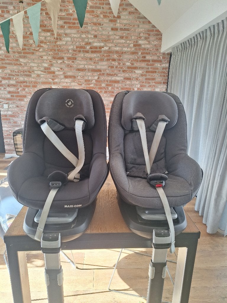 2x Autostoel maxi cosi groep 1, Enlèvement, Utilisé, Isofix, 9 à 18 kg