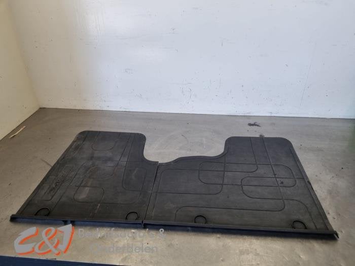 Kit tapis d'un Renault Trafic, Renault, -, 3 mois de garantie, Utilisé