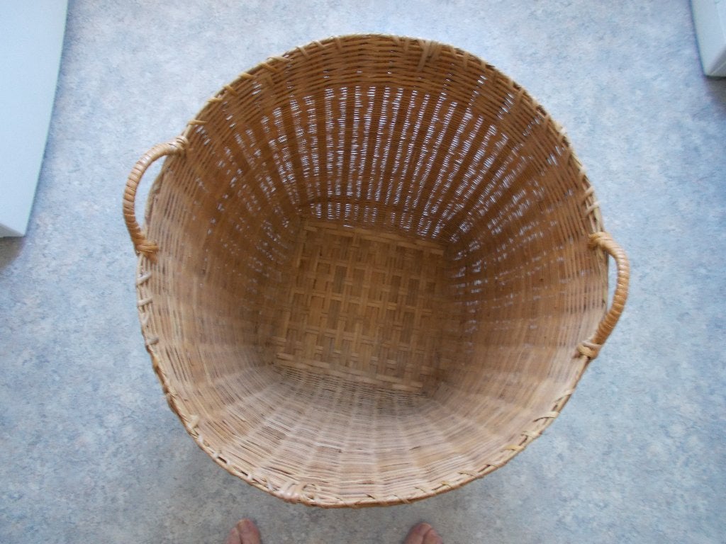 Panier/Manne en osier., Osier, Rond, Comme neuf, Enlèvement