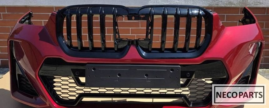 BMW X1 U11 M VOORBUMPER COMPLEET ORIGINEEL ALLES LEVERBAAR!!, Gebruikt, -, Voor, -