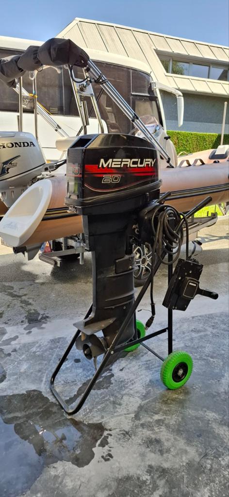 Mercury 20ch. hors bord longue queue, Sports nautiques & Bateaux, Moteurs Hors-bord & In-bord, Enlèvement, Moteur hors-bord