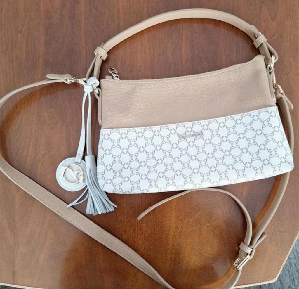 Nero Giardini schoudertas, als nieuw, Handtassen en Accessoires, Ophalen, Zo goed als nieuw, Beige, Schoudertasje