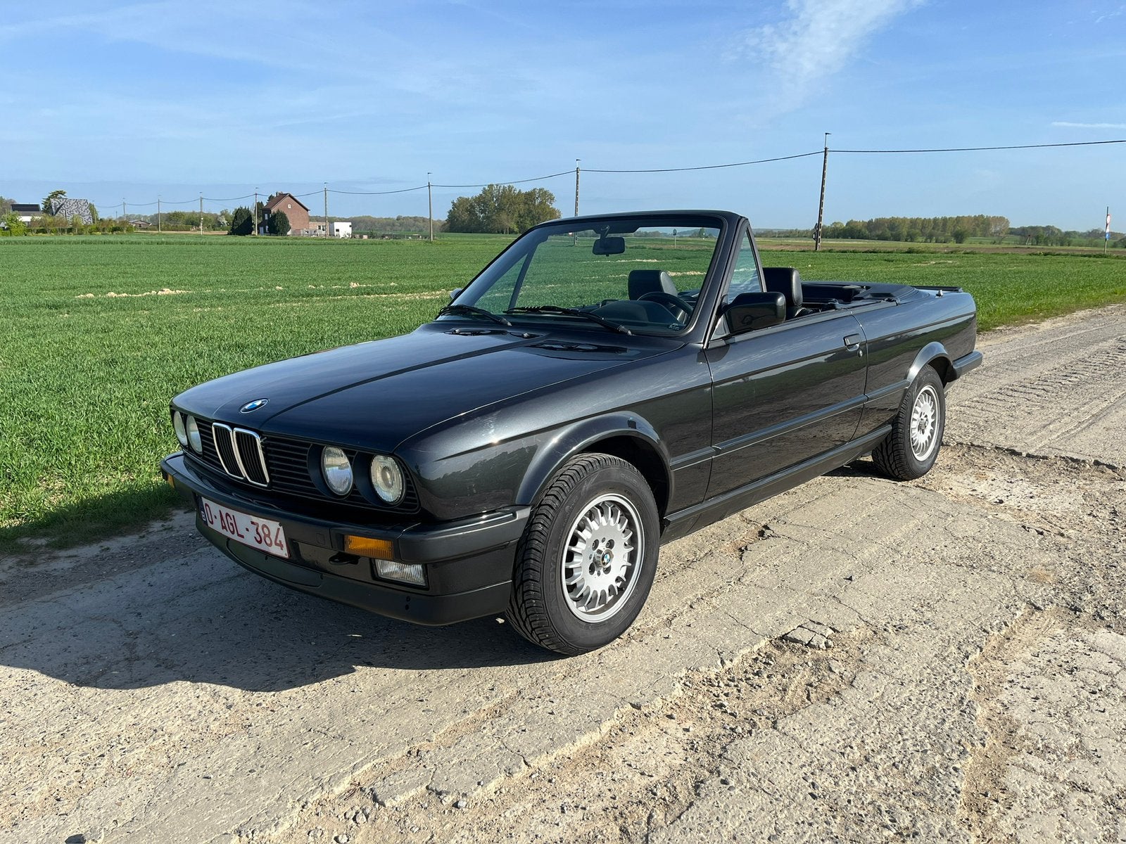 BMW E30 320i Cabrio en excellent état, Autos, Particulier, Achat, BMW