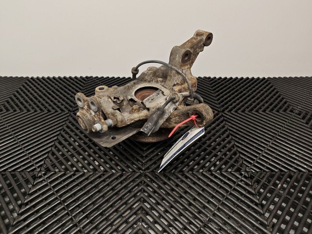 FUSEE AVANT DROITE Opel Vivaro (|93866696|), Opel, Opel Automobile GmbH, Utilisé, Kontakt-opel@opel.com