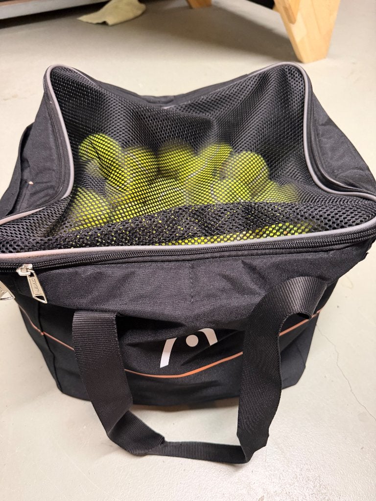 Sporttas met gebruikte padel ballen, Sport en Fitness, Ophalen, Gebruikt, Padelballen