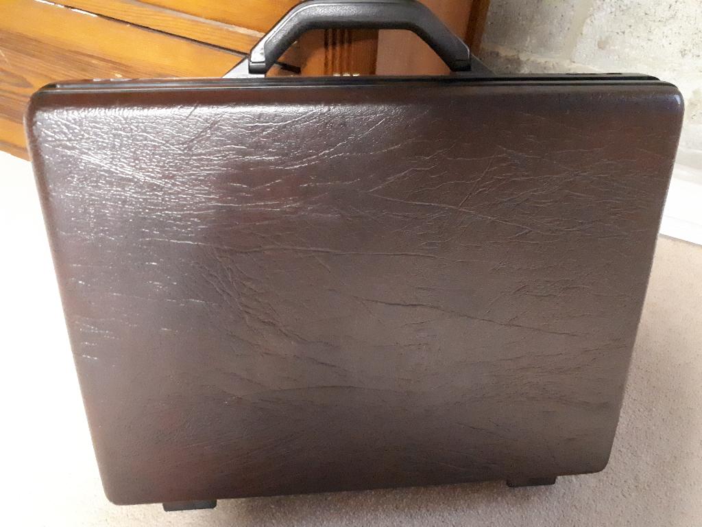 Bordeauxkleurige aktentas Samsonite, Enlèvement ou Envoi, Comme neuf, Plastique dur, Clé