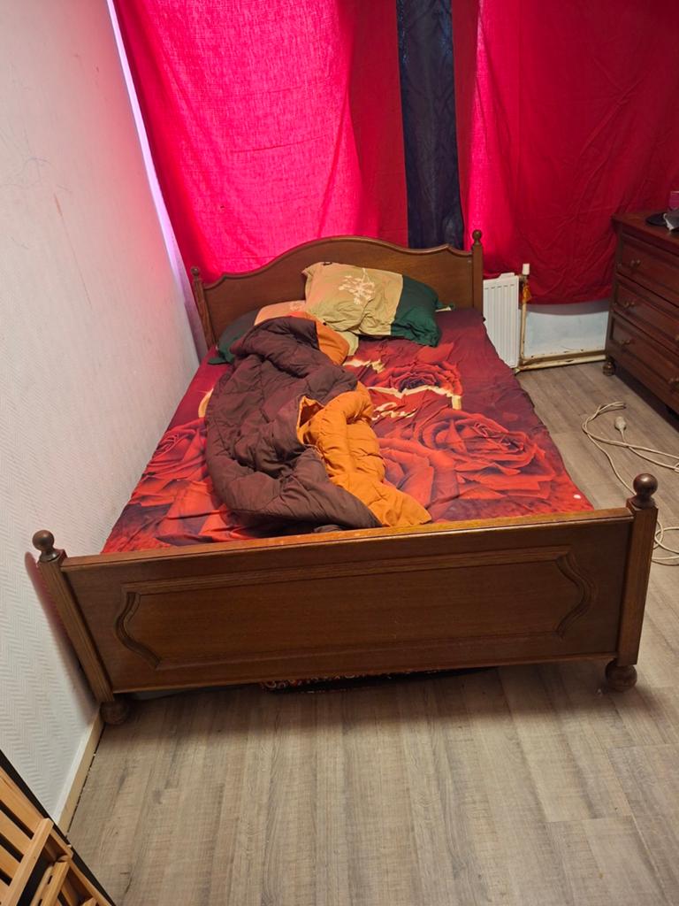 Chambres a coucher complètes 2 personnes, Huis en Inrichting, Slaapkamer | Bedden, Ophalen, Ancien, Gebruikt, Bruin