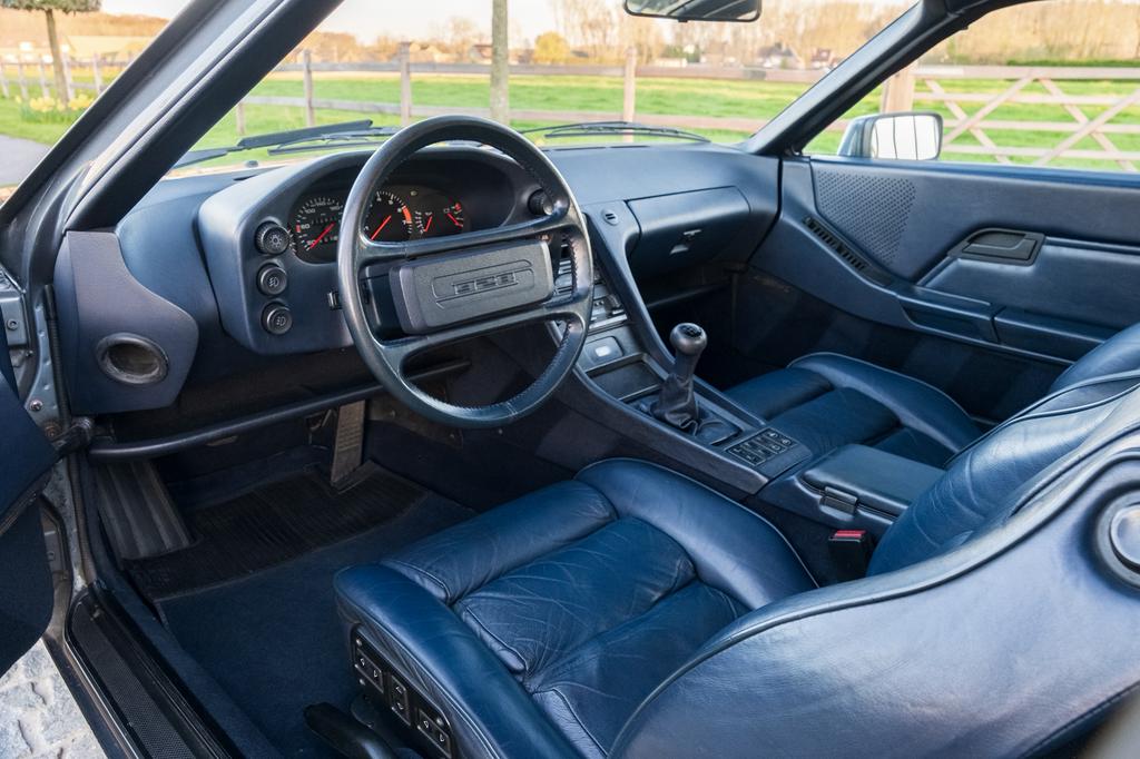Porsche 928S Manueel - 1983, Auto's, Porsche, 4 zetels, Achterwielaandrijving, 8 cilinders, Leder