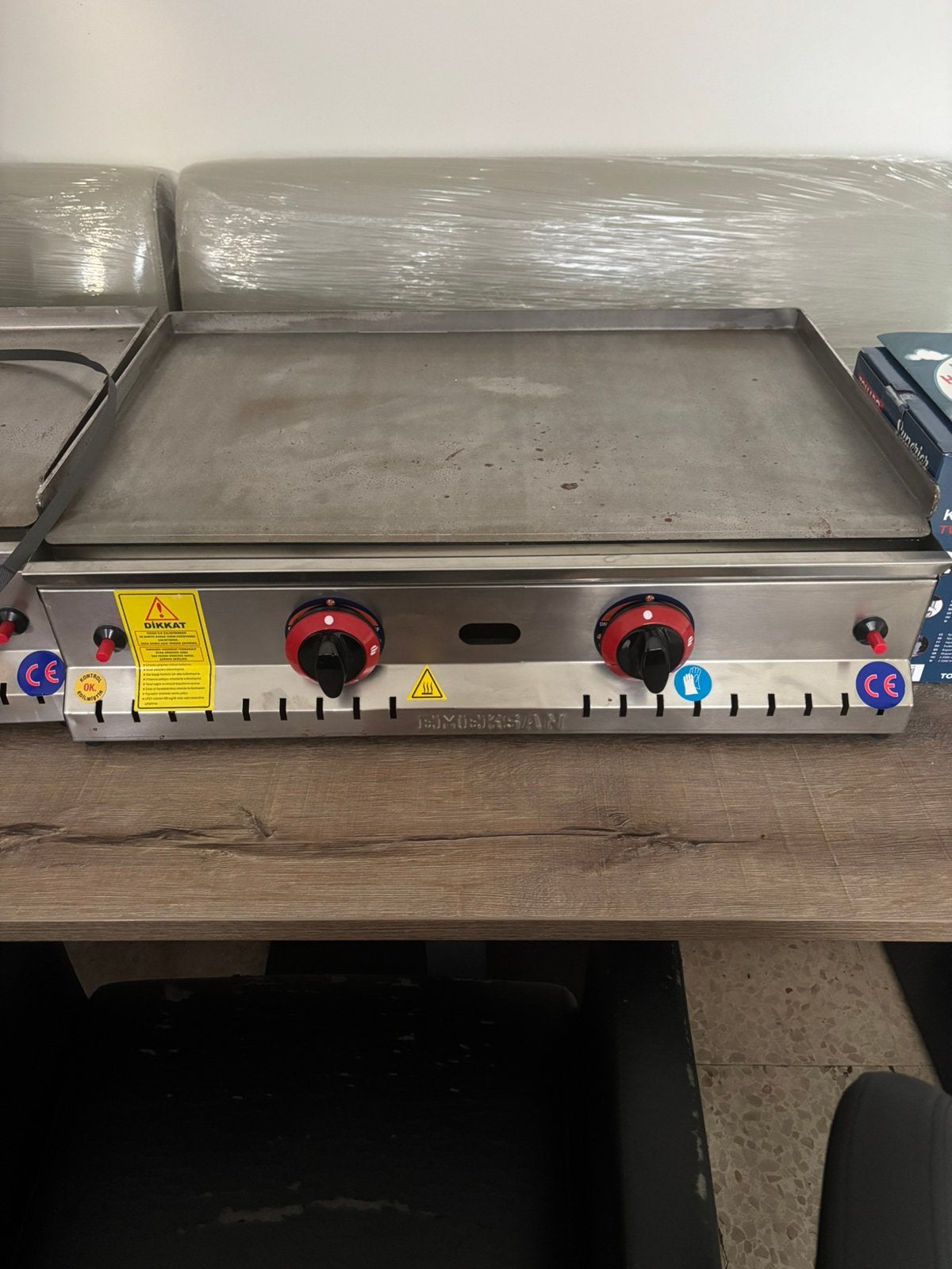 2 splinternieuwe bakplaaten op aardgas, Elektronische apparatuur, Grillplaten, Ophalen, Nieuw