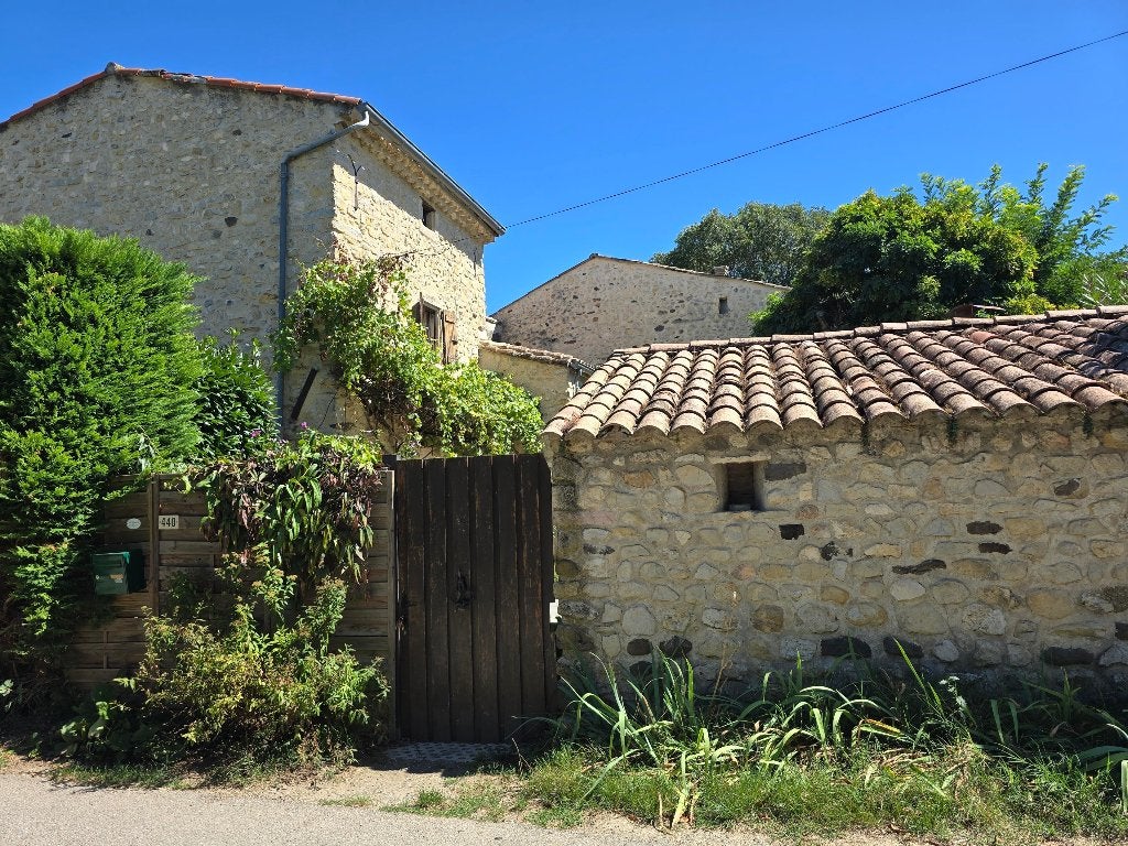 a louer last minute Ardèche, Propriétaire, Ardèche ou Auvergne, Maison de campagne ou Villa, Campagne