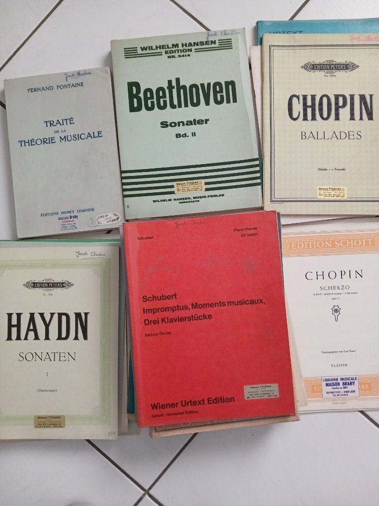Partitions pour piano, Musique & Instruments, Partitions, Artiste ou Compositeur, Utilisé, Piano, Enlèvement