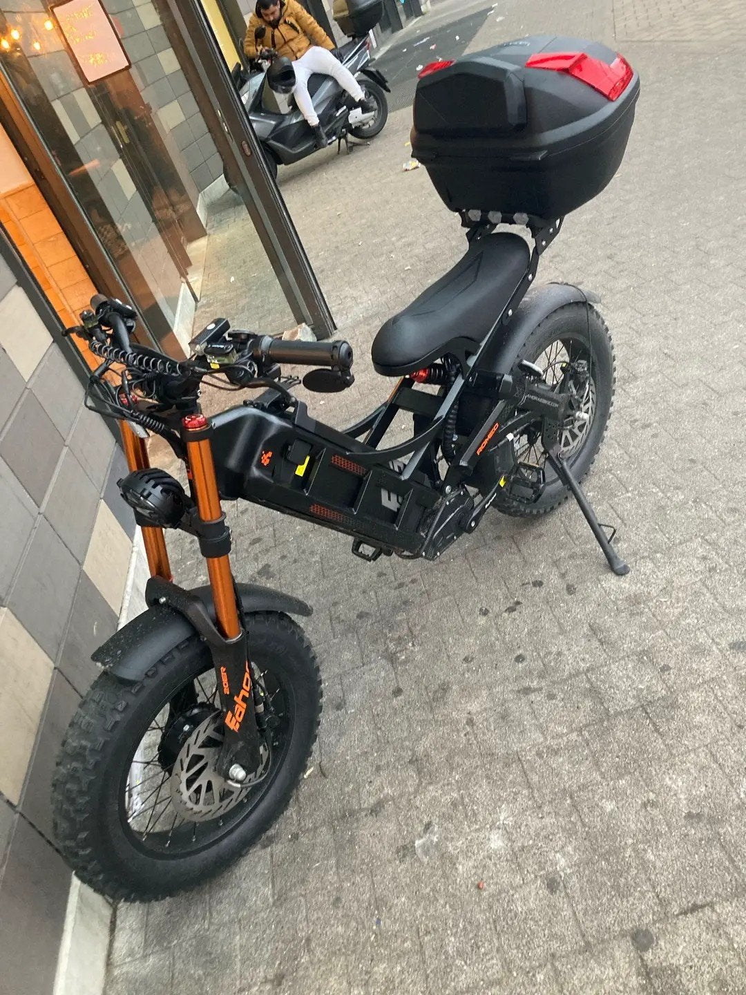 Fatbike haute gamme, Ophalen of Verzenden, Zo goed als nieuw, Schijfrem, Eahora