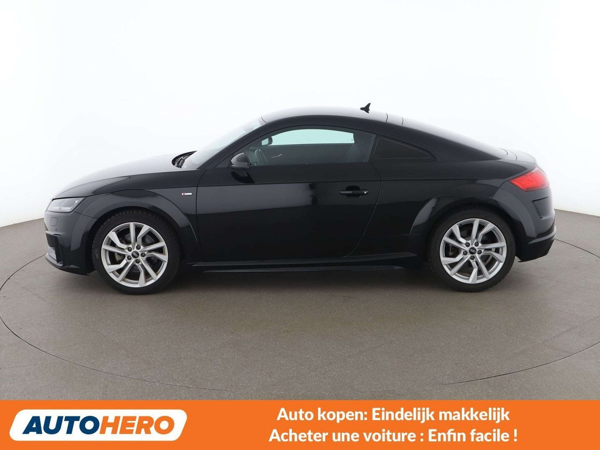 Audi TT 40 TFSI (bj 2022, automaat), Auto's, Gebruikt, 1984 cc, Zwart, https://public.car-pass.be/vhr/a4d66eaa-a8ce-40be-89b7-cd78914e7dd2