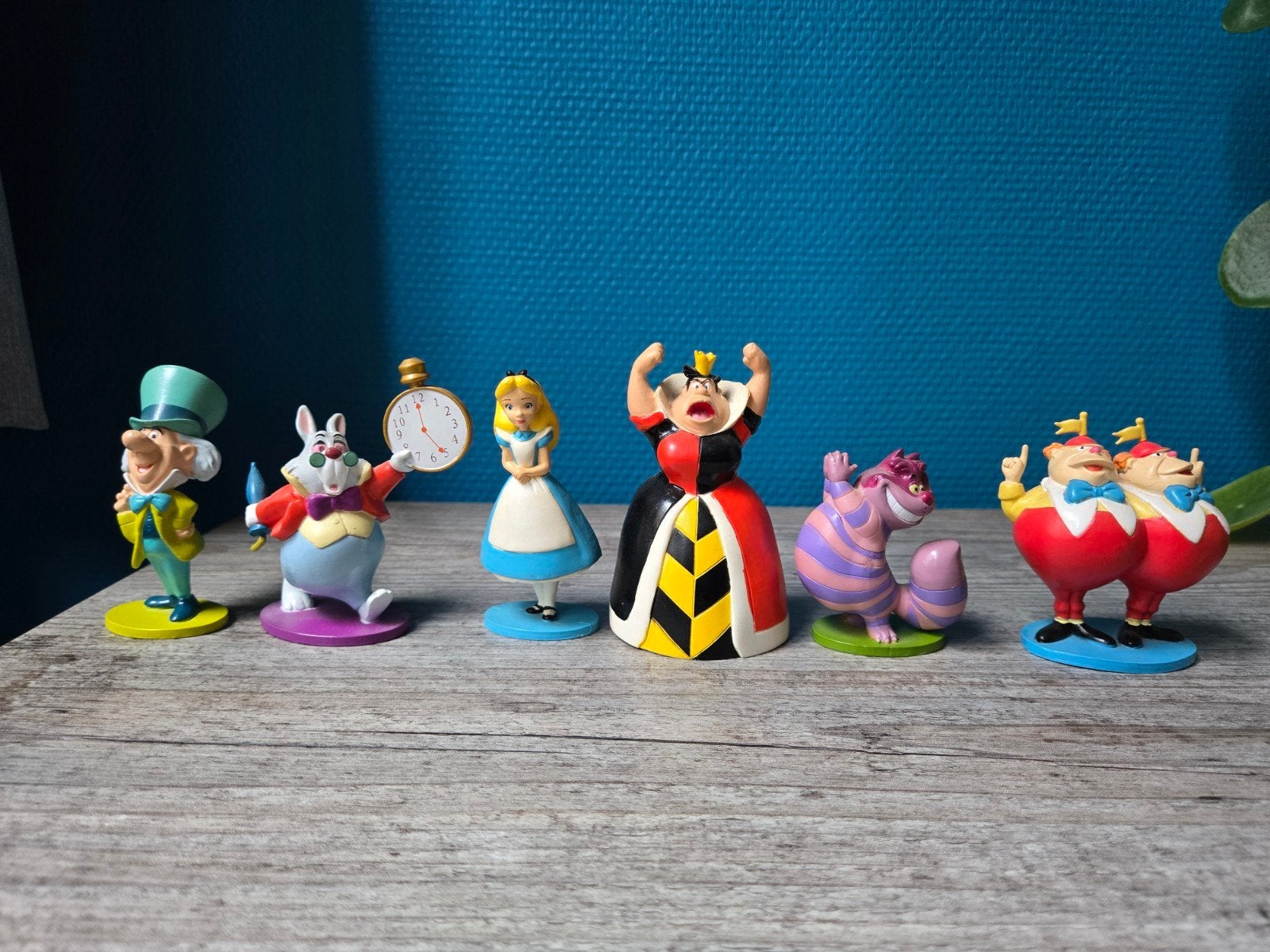 Disney set Alice in wonderland, Ophalen of Verzenden, Overige figuren, Zo goed als nieuw, Beeldje of Figuurtje