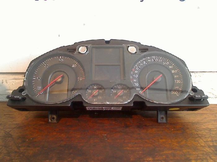 Compteur kilométrique KM d'un Volkswagen Passat, Volkswagen, -, 3 mois de garantie, Utilisé