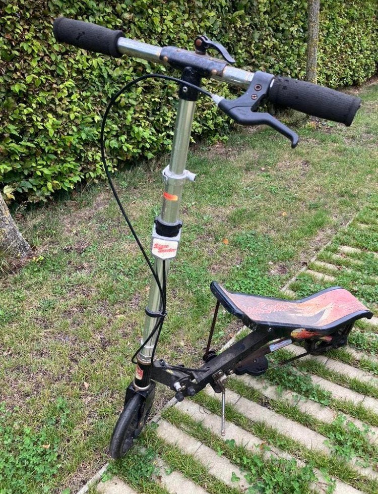 SPACE SCOOTER, Fietsen en Brommers, Ophalen, Gebruikt