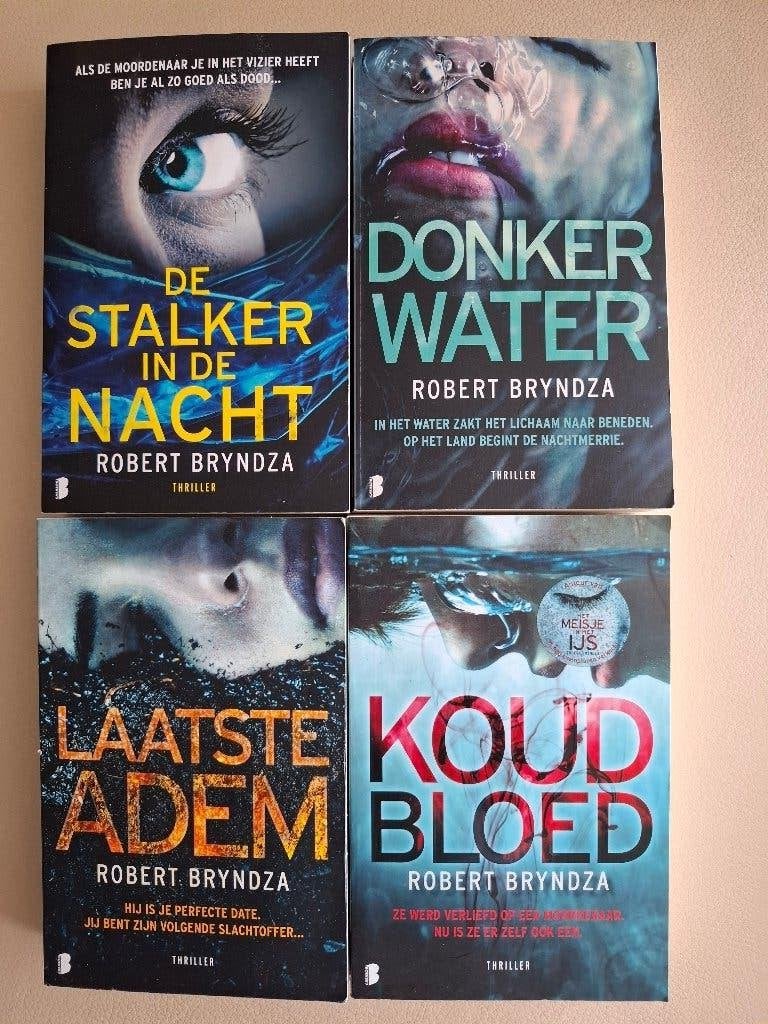 4 thrillers van Robert Bryndza., Boeken, Ophalen of Verzenden, Gelezen, Robert Bryndza