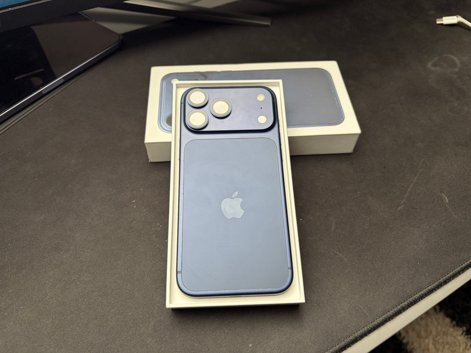 IPHONE 17 PRO MAX 256 GB | 1 JAAR GARANTIE | NETTE STAAT, Ophalen of Verzenden, Zo goed als nieuw, Klassiek of Candybar, Zonder simlock